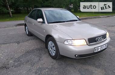 Седан Audi A4 1999 в Виннице