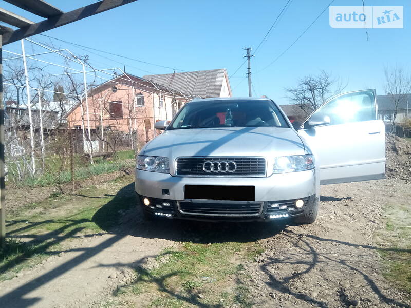 Універсал Audi A4 2002 в Тячеві