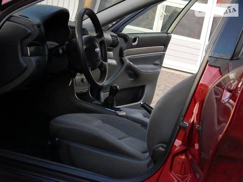 Седан Audi A4 2000 в Сарнах фото 121 Седан Audi A4 2000 в Сарнах
