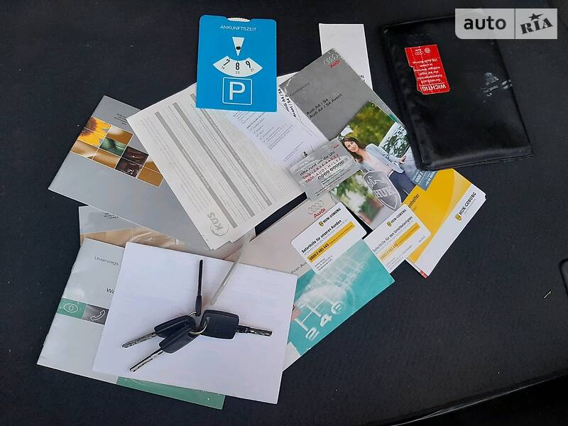 Седан Audi A4 2000 в Сарнах