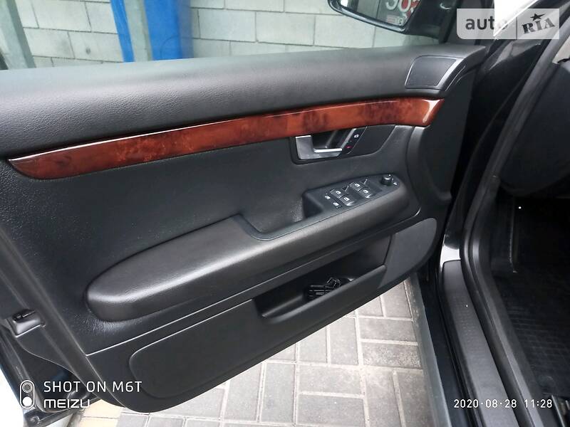 Седан Audi A4 2004 в Киеве