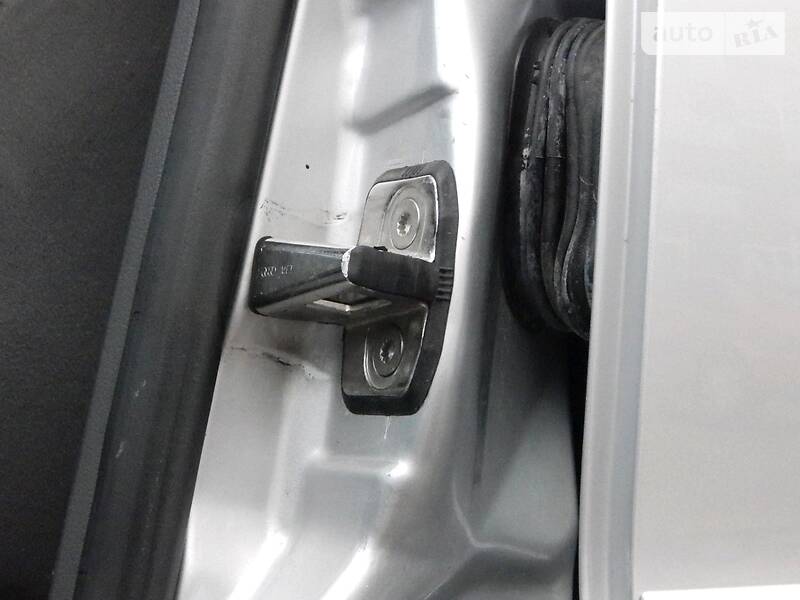 Седан Audi A4 2000 в Сарнах