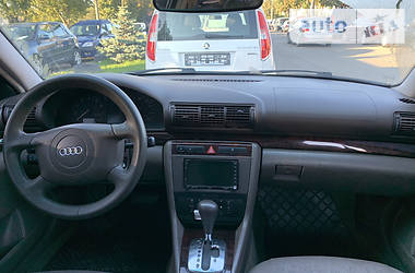 Универсал Audi A4 2000 в Луцке