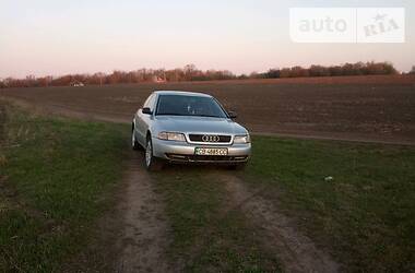 Седан Audi A4 1996 в Талалаевке