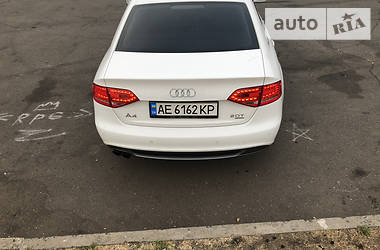 Седан Audi A4 2011 в Кривом Роге