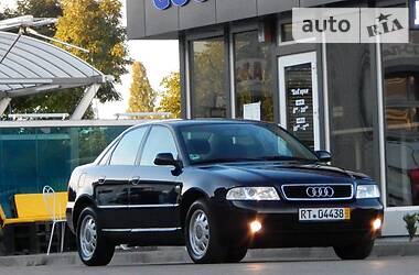 Седан Audi A4 2000 в Сарнах