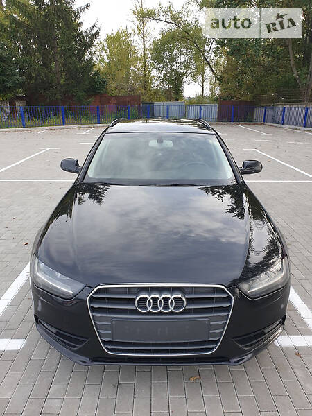Универсал Audi A4 2012 в Тернополе