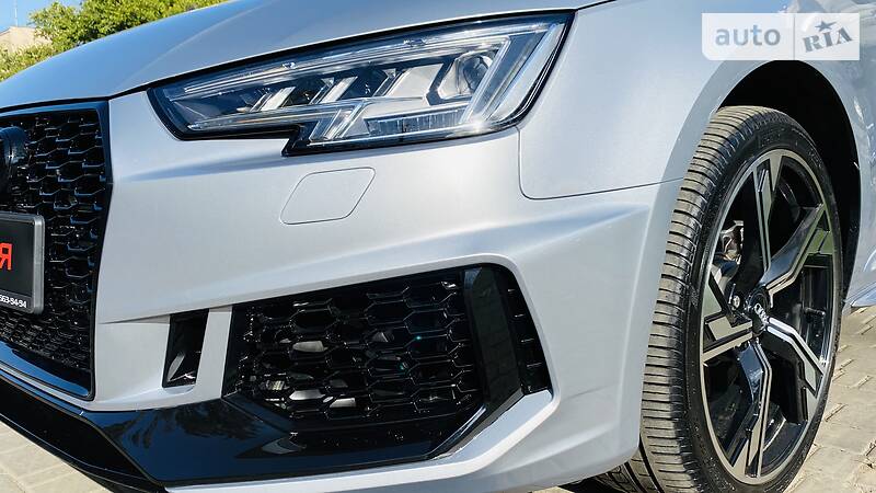 Седан Audi A4 2018 в Одессе
