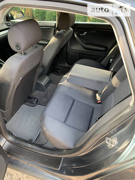 Седан Audi A4 2003 в Луцке