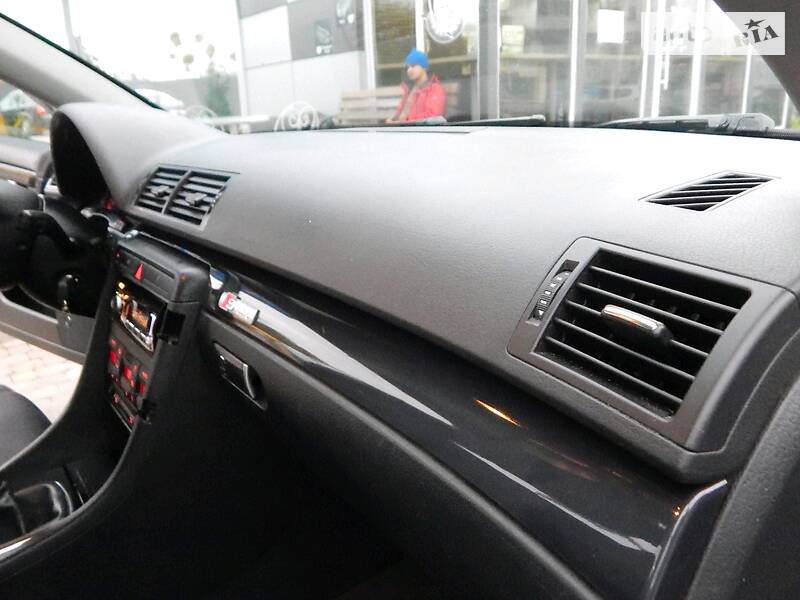 Универсал Audi A4 2002 в Сарнах