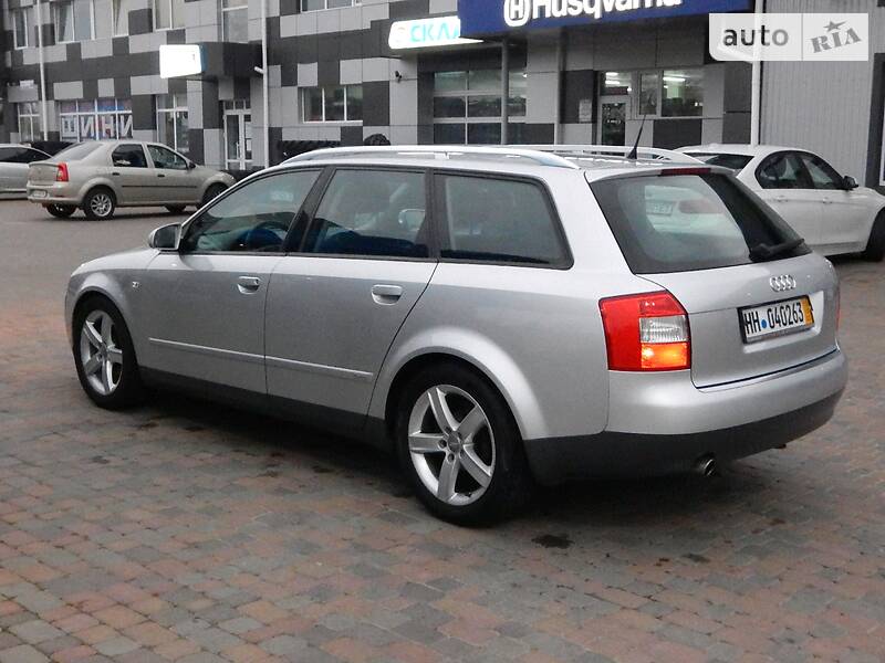 Универсал Audi A4 2002 в Сарнах