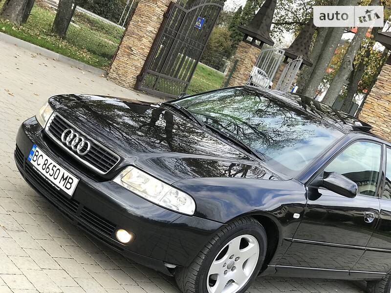 Седан Audi A4 2000 в Стрые