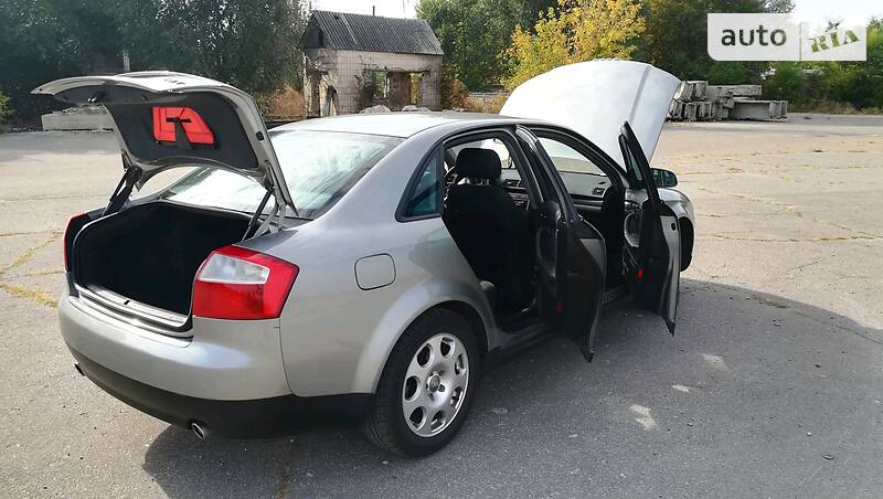 Седан Audi A4 2005 в Миронівці
