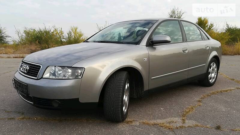 Седан Audi A4 2005 в Миронівці