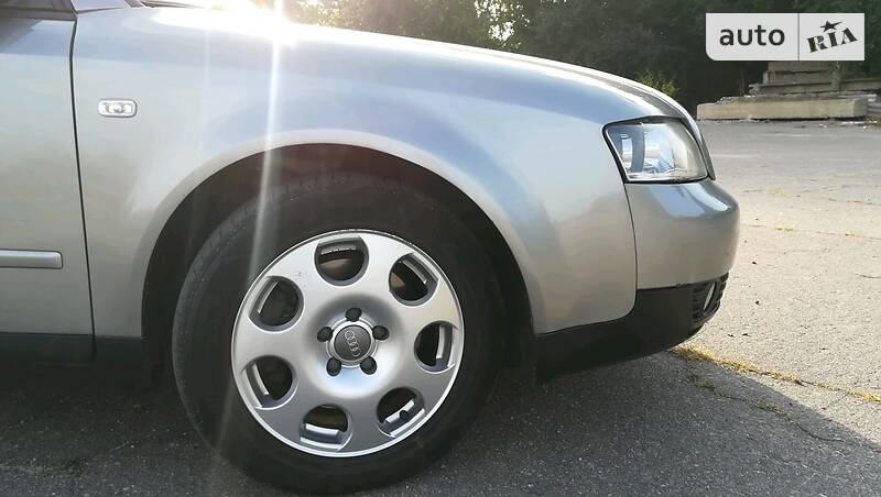 Седан Audi A4 2005 в Миронівці