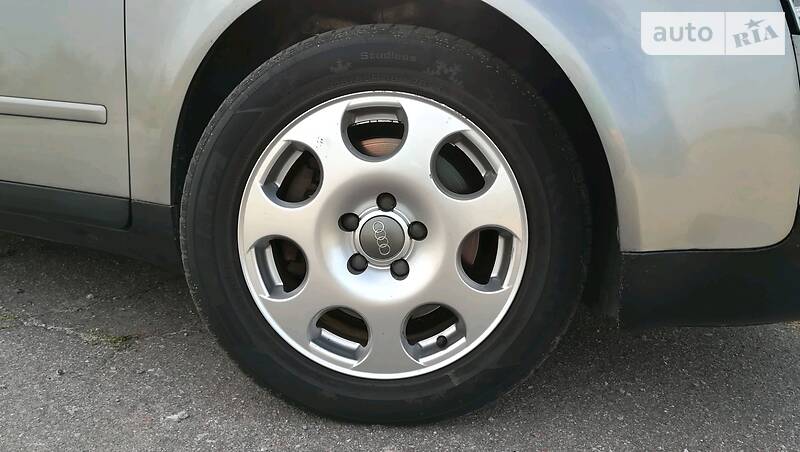 Седан Audi A4 2005 в Миронівці
