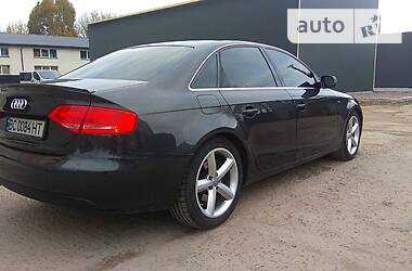 Седан Audi A4 2010 в Львове