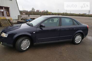 Седан Audi A4 2001 в Владимир-Волынском