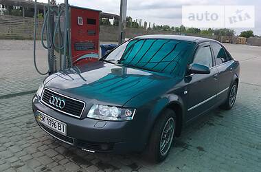 Седан Audi A4 2002 в Рівному