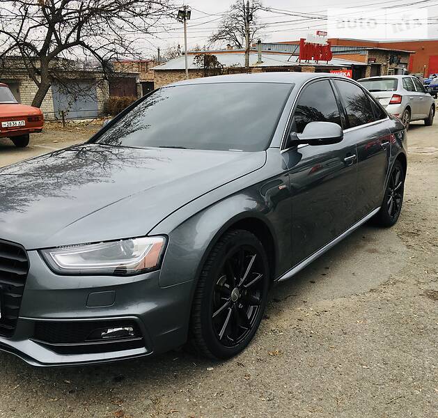 Седан Audi A4 2013 в Дніпрі