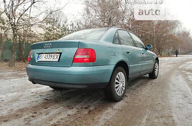 Седан Audi A4 2000 в Полтаве