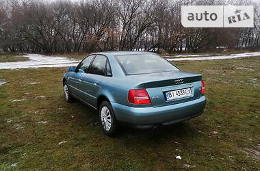 Седан Audi A4 2000 в Полтаве