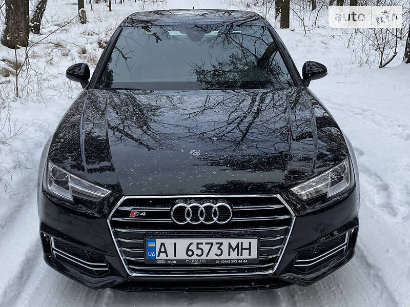 Audi A4 SLine Premium