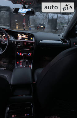 Седан Audi A4 2012 в Запорожье