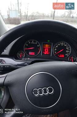 Седан Audi A4 2002 в Каменском