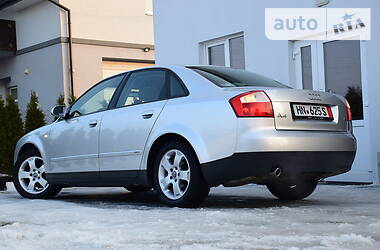 Седан Audi A4 2004 в Дрогобыче