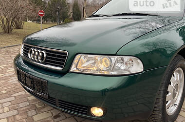 Седан Audi A4 2001 в Харькове