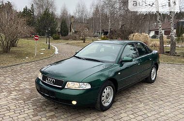 Седан Audi A4 2001 в Харькове