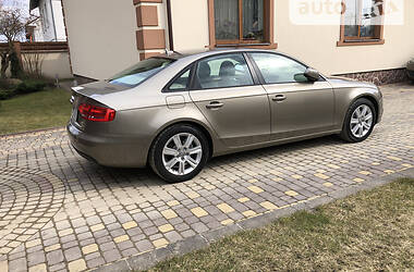 Седан Audi A4 2009 в Коломые