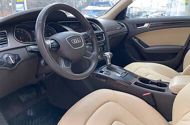 Седан Audi A4 2012 в Днепре