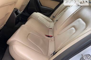 Седан Audi A4 2012 в Днепре