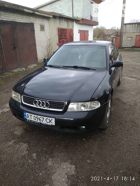 Седан Audi A4 2001 в Ходорове