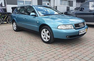 Универсал Audi A4 1999 в Сарнах