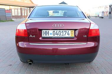 Седан Audi A4 2002 в Сарнах