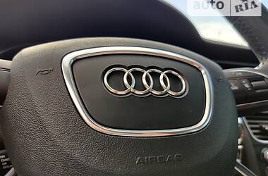 Седан Audi A4 2013 в Стрые