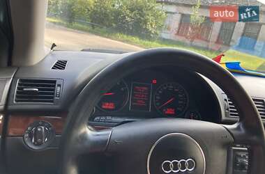 Седан Audi A4 2004 в Києві