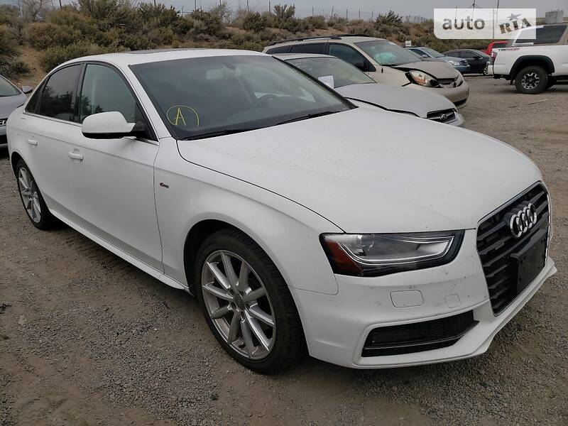 Седан Audi A4 2015 в 