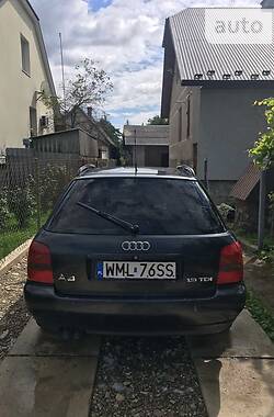 Универсал Audi A4 1999 в Самборе