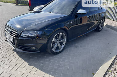 Седан Audi A4 2011 в Луцьку