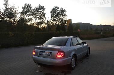 Седан Audi A4 2000 в Турке