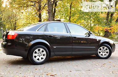 Седан Audi A4 2004 в Дрогобыче