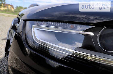 Седан Audi A4 2013 в Львове