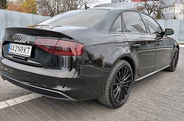 Седан Audi A4 2015 в Харькове