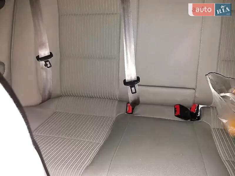 Универсал Audi A4 2005 в Виноградове