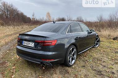 Седан Audi A4 2017 в 