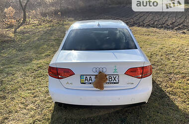 Седан Audi A4 2011 в Києві